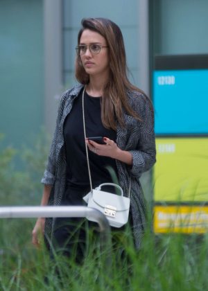 Jessica Alba - Leaving an office building in Los Angeles